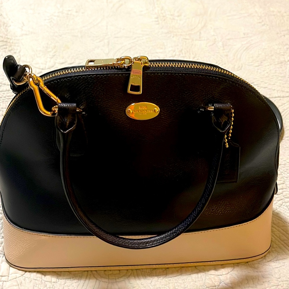 Coach shoulder bag